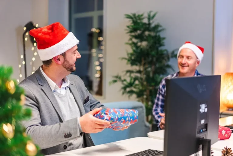 Holiday Gift Guide Tips