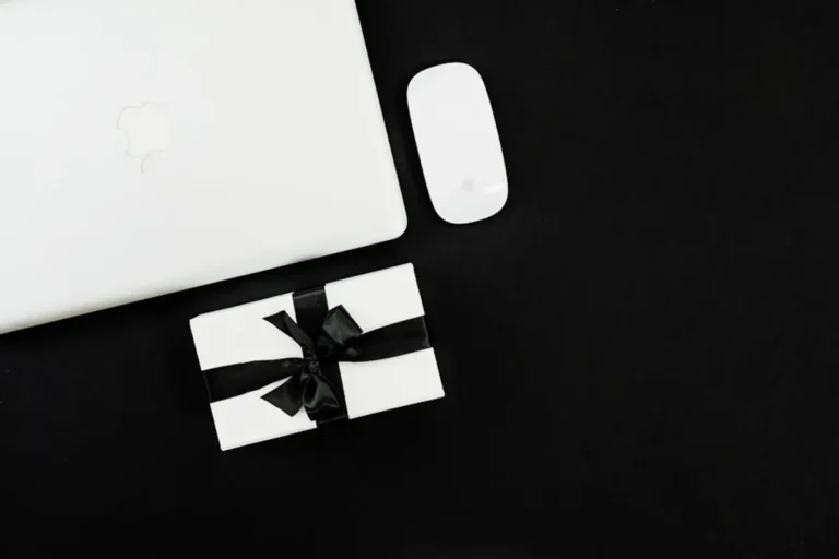 How Personalized Gifts Works