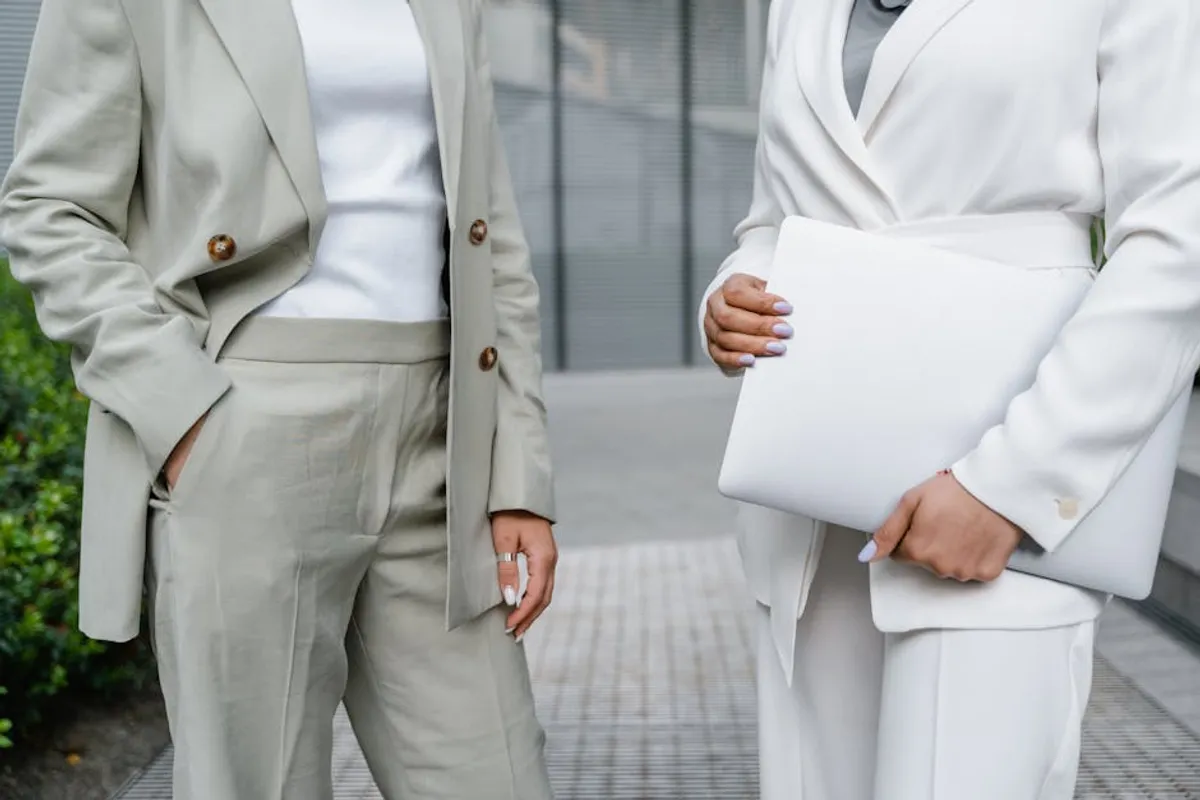 Seasonal Outfit Ideas That Stay Practical